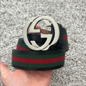 Gucci Black and Green Leather Handbag with Iconic Design